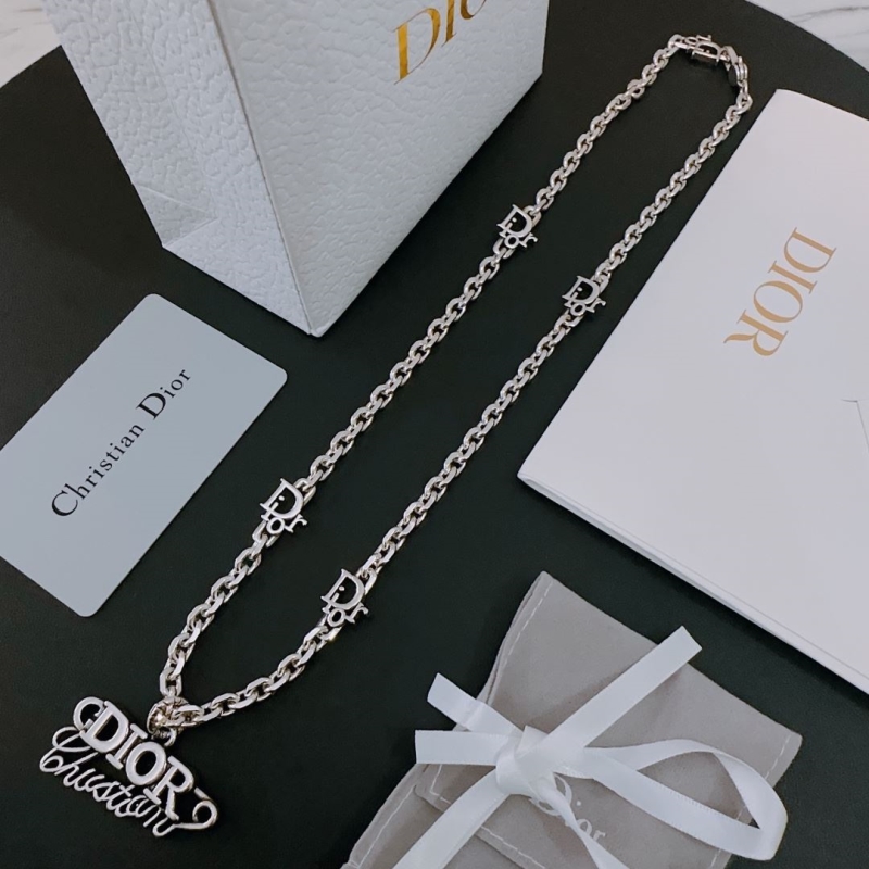 chr1st1an D10r necklaces